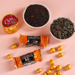 Подарочный набор «Яркого года»: чай 2 х 20 г., арахис 70 г., трюфель 100 г., крем-мёд 30 г. - фото