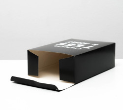 Коробка складная с приколами «Старость тебе к лицу», 16 × 23 × 7,5 см - фото